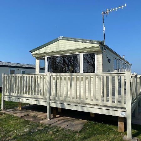 Violeta Turnberry Caravan Exterior photo